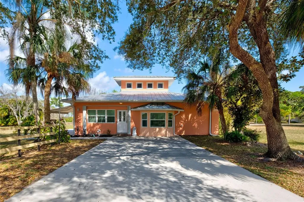 160 S Oxford Drive Englewood FL 34223