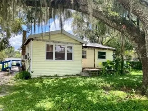 3301 Gloria Avenue Plant City FL 33563