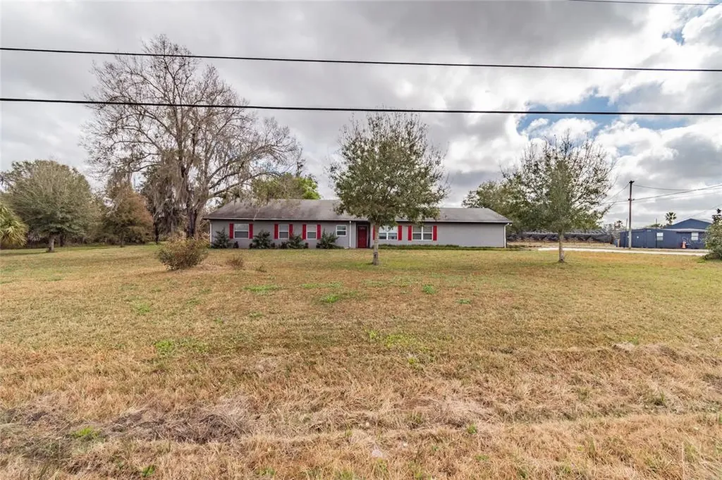 2626 Crestview Road Wimauma FL 33598