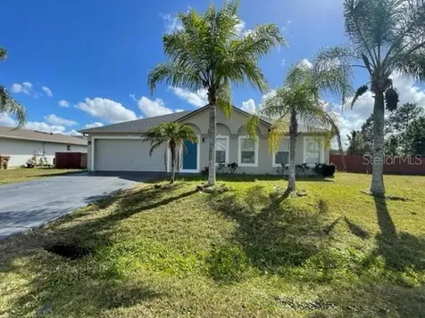 669 Basingstoke Court Kissimmee FL 34758