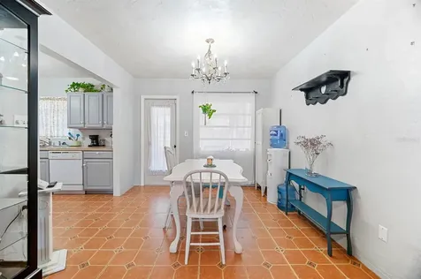4511 Groveland Street Bradenton FL 34207