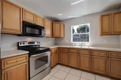 2541 12th Avenue S St Petersburg FL 33712
