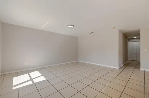 2541 12th Avenue S St Petersburg FL 33712
