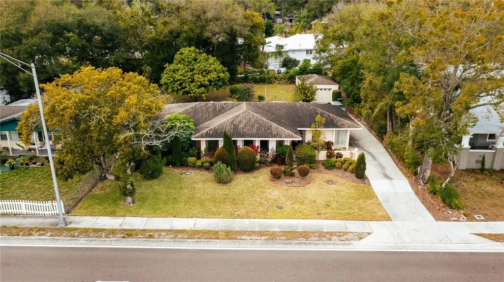 811 Sikes Boulevard Lakeland FL 33815