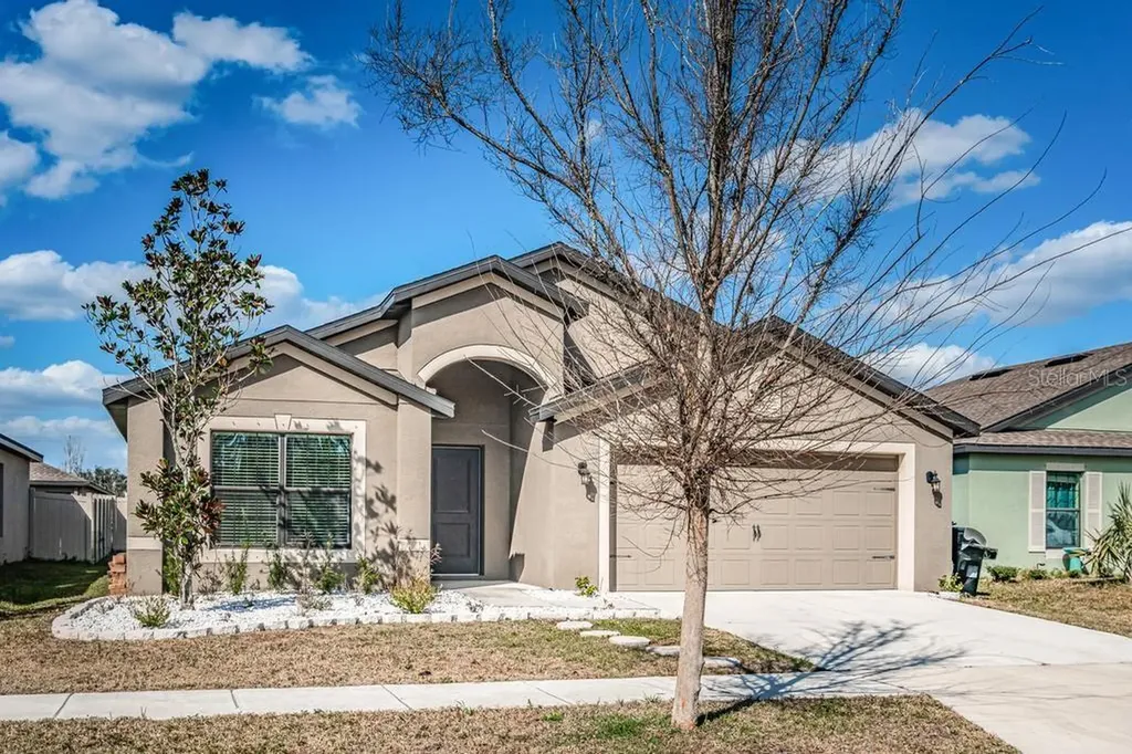 645 Chatham Walk Drive Ruskin FL 33570