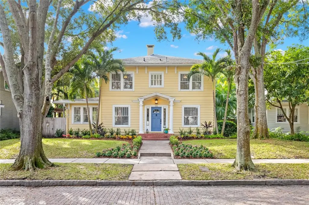 546 14th Avenue NE St Petersburg FL 33701