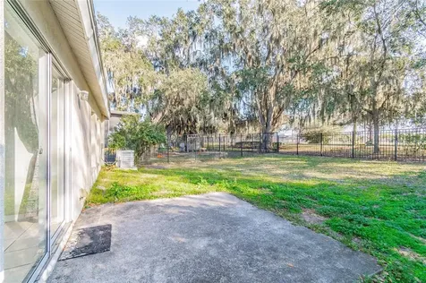 5857 Wrenwater Drive Lithia FL 33547