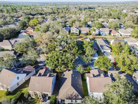 5857 Wrenwater Drive Lithia FL 33547