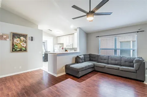 5857 Wrenwater Drive Lithia FL 33547