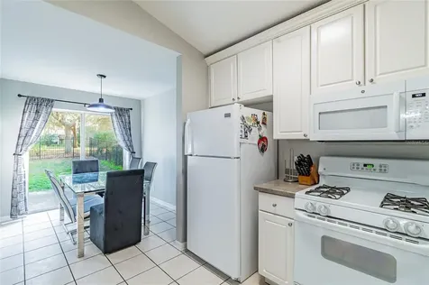 5857 Wrenwater Drive Lithia FL 33547