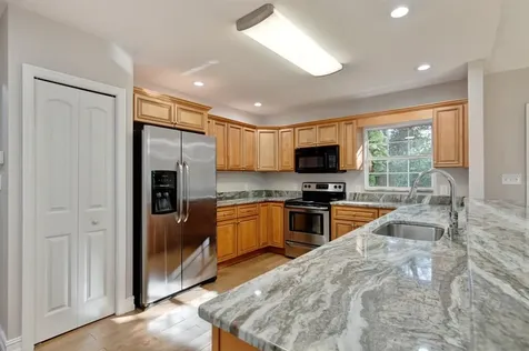 6925 48th Avenue N St Petersburg FL 33709