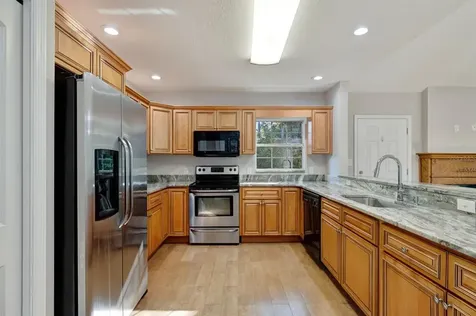 6925 48th Avenue N St Petersburg FL 33709