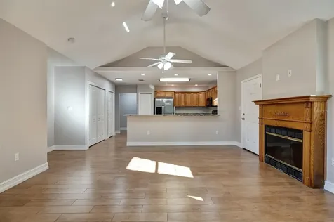 6925 48th Avenue N St Petersburg FL 33709