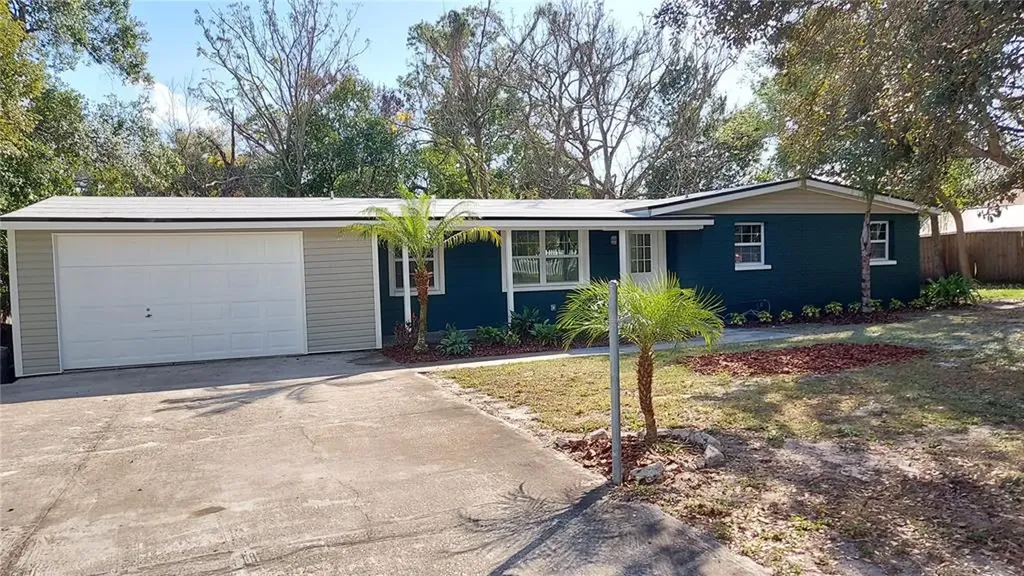 1813 E Okaloosa Avenue Tampa FL 33604