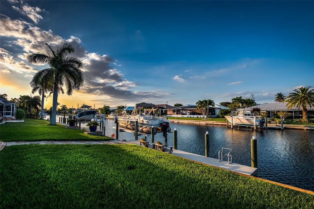 2060 Via Seville Punta Gorda FL 33950