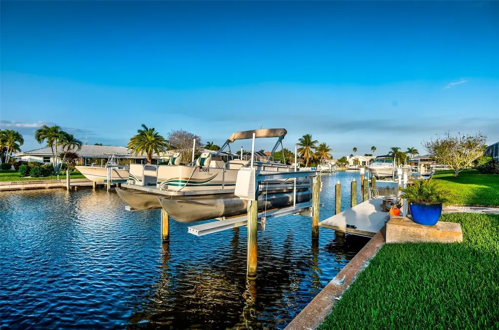 2060 Via Seville Punta Gorda FL 33950