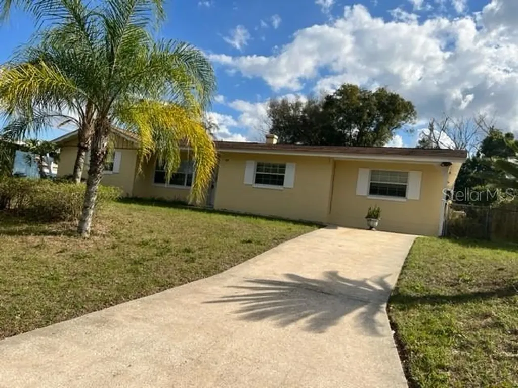 6923 Fern Circle Leesburg FL 34748
