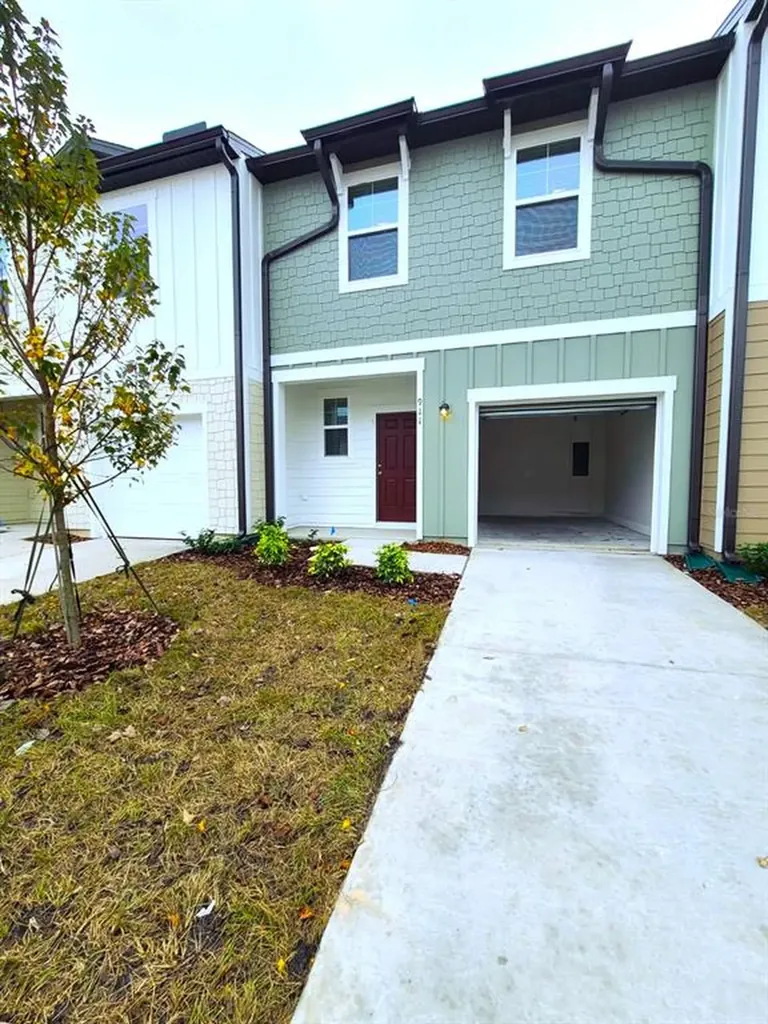 911 Grandin Street Davenport FL 33837