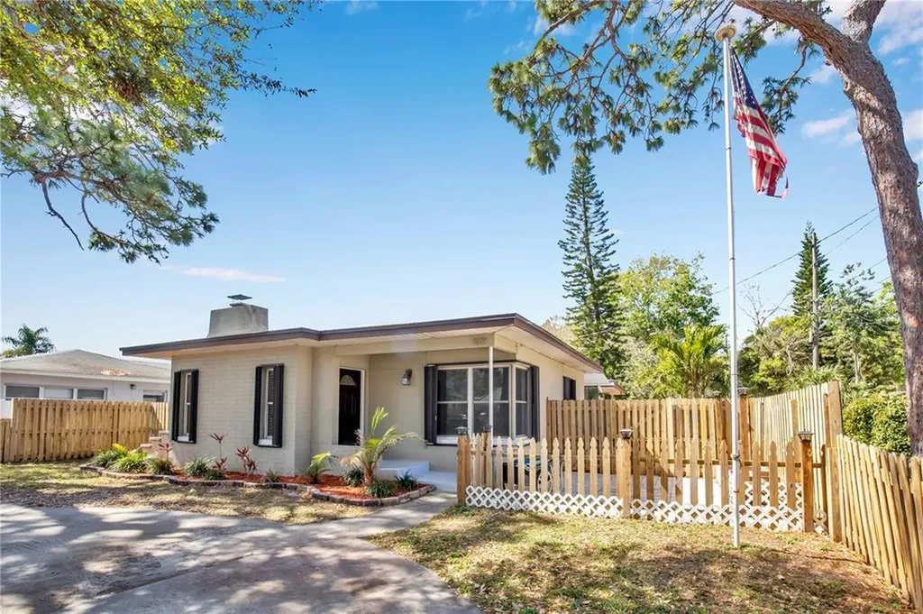 1619 54th Street S Gulfport FL 33707