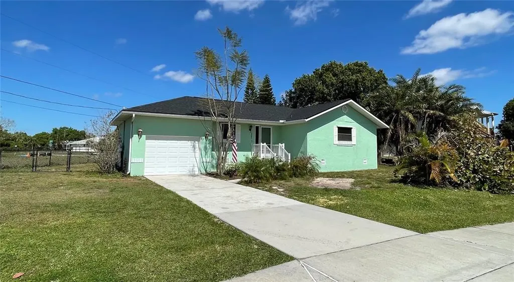 3007 Peace River Drive Punta Gorda FL 33983