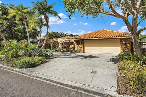 4385 48th Avenue S St Petersburg FL 33711
