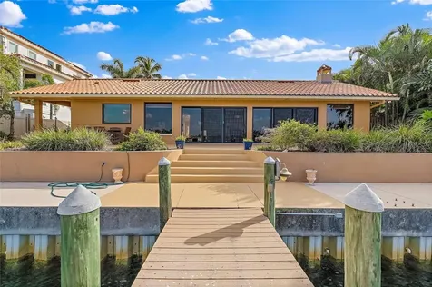 4385 48th Avenue S St Petersburg FL 33711