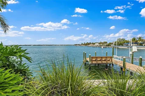 4385 48th Avenue S St Petersburg FL 33711