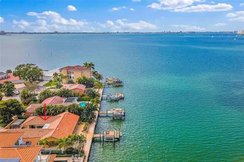 4385 48th Avenue S St Petersburg FL 33711