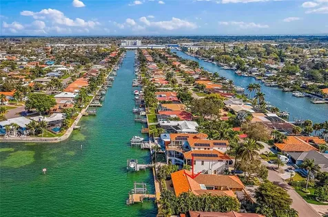 4385 48th Avenue S St Petersburg FL 33711