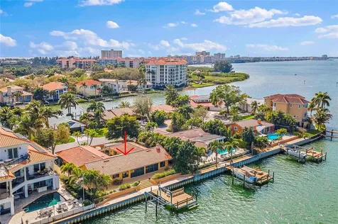 4385 48th Avenue S St Petersburg FL 33711