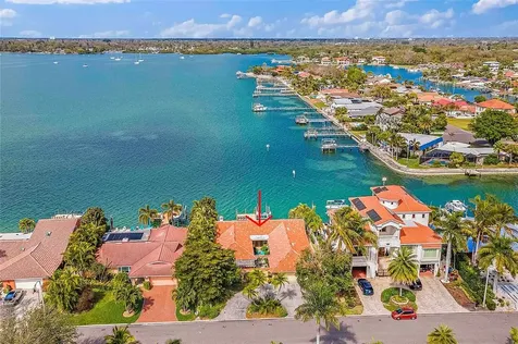 4385 48th Avenue S St Petersburg FL 33711