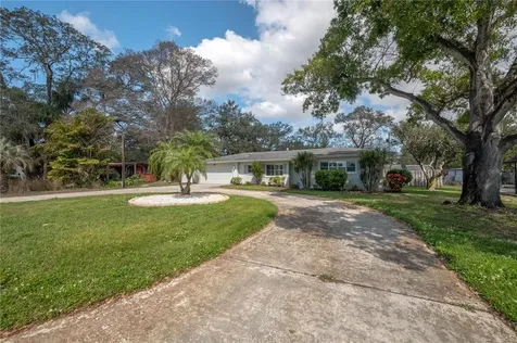 143 23rd Avenue SW Largo FL 33778