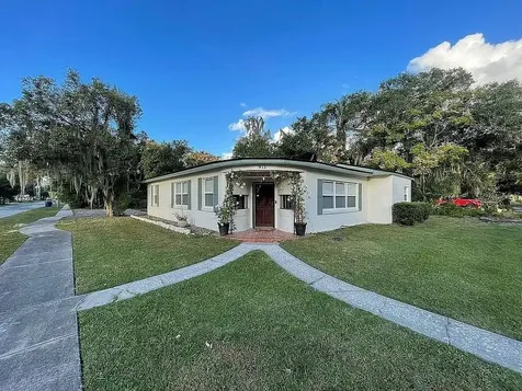 911 W Church Street Deland FL 32720