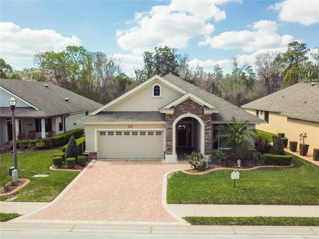 8196 Lake James Drive Lakeland FL 33810