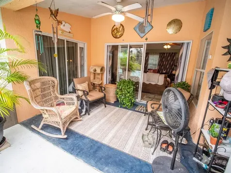 220 Country Lakes Circle Groveland FL 34736