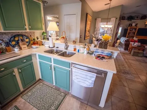 220 Country Lakes Circle Groveland FL 34736