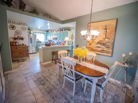 220 Country Lakes Circle Groveland FL 34736
