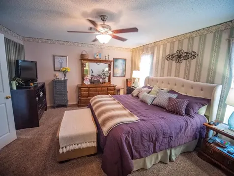 220 Country Lakes Circle Groveland FL 34736