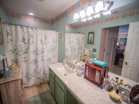 220 Country Lakes Circle Groveland FL 34736