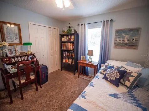 220 Country Lakes Circle Groveland FL 34736