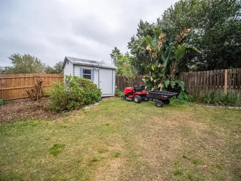220 Country Lakes Circle Groveland FL 34736