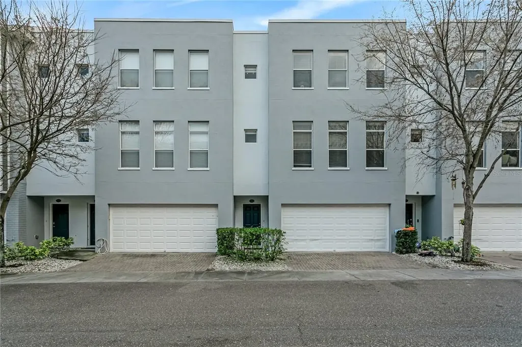 4516 Bay Spring Court Tampa FL 33611