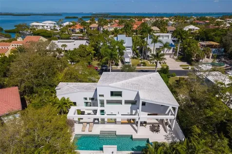 3560 Bayou Circle Longboat Key FL 34228