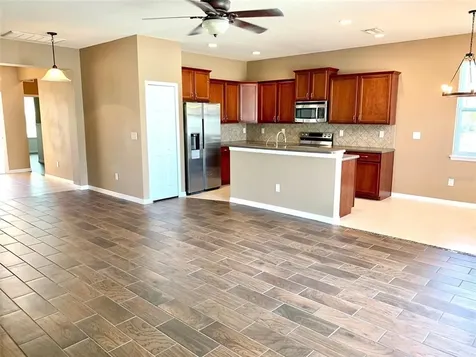 1109 Lauren Manor Loop Ruskin FL 33570