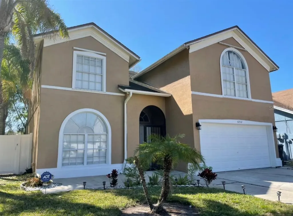 6702 Mirror Lake Avenue Tampa FL 33634