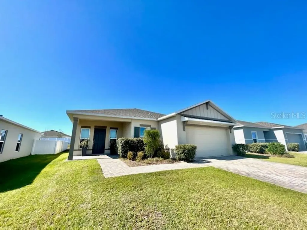 412 Kestrel Drive Groveland FL 34736