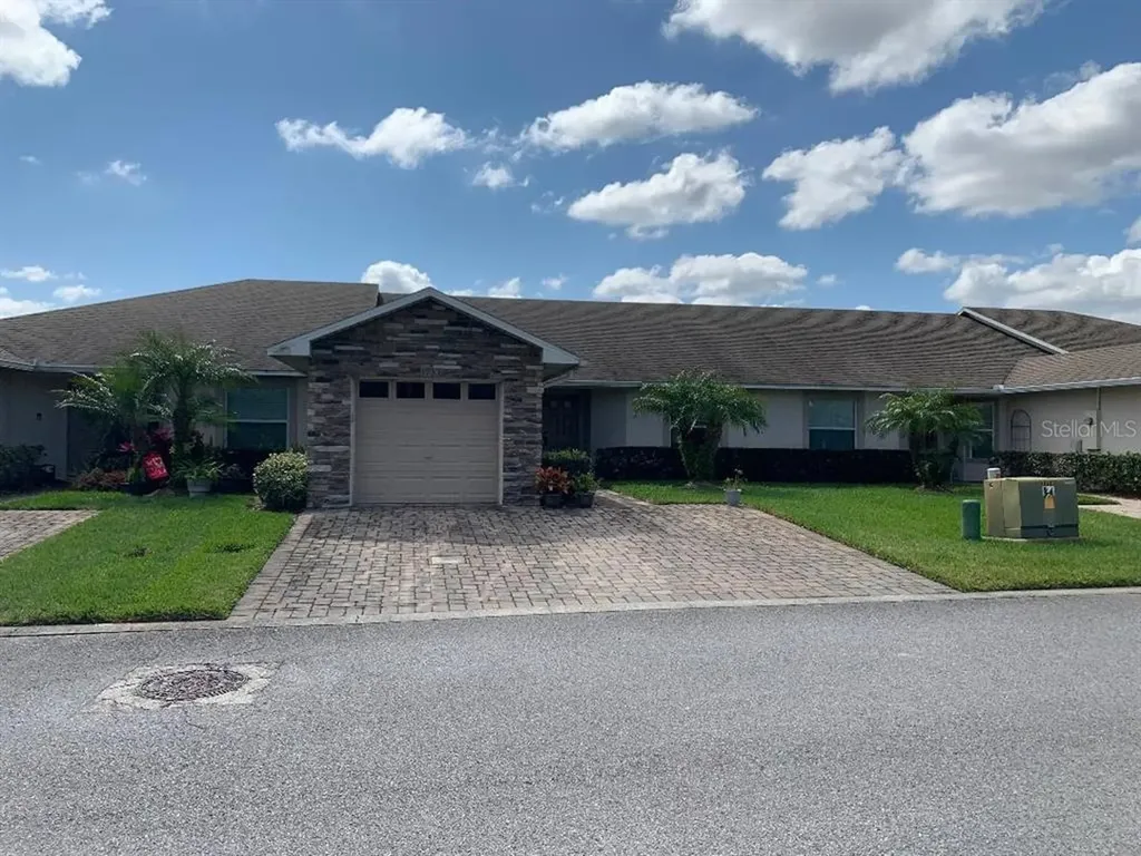 1733 Christina Lee Lane Saint Cloud FL 34769