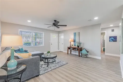 1436 81st Avenue N St Petersburg FL 33702