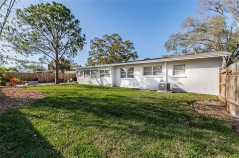 1436 81st Avenue N St Petersburg FL 33702