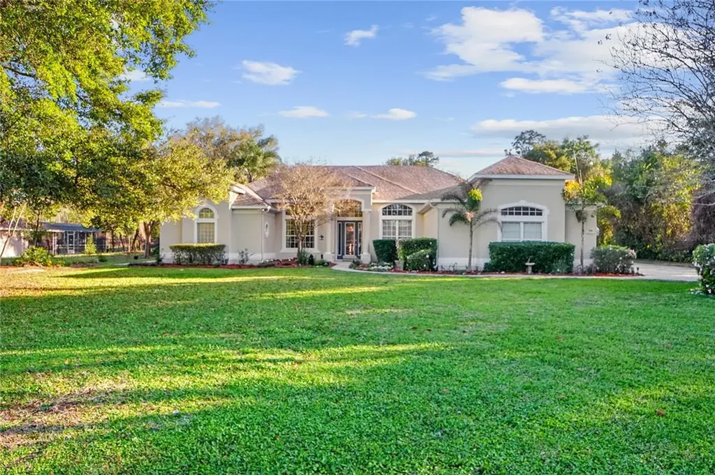 926 Florida Avenue Orange City FL 32763